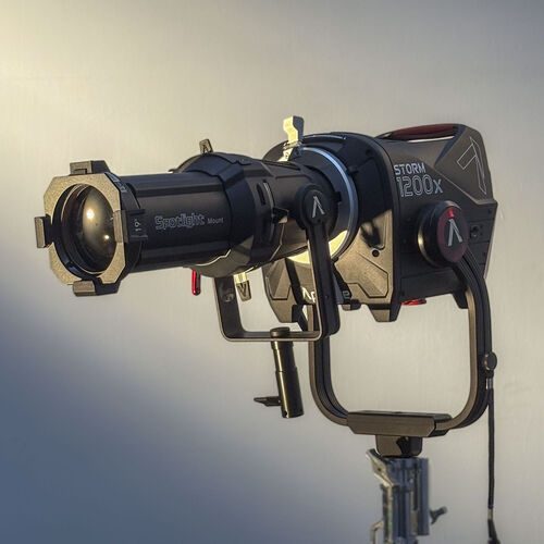 Aputure Spotlight 26º