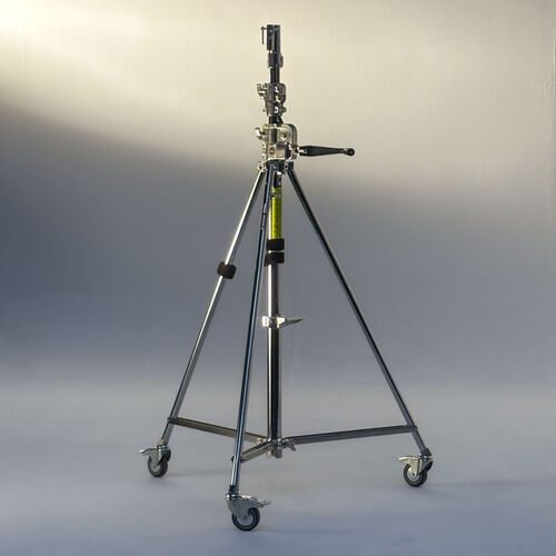 Avenger Wind Up Stand CS 3.9m/12.8' LowBoy 2R, Braked Wh