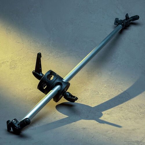 Soporte Ultralyt para Reflector de Luz (63-168 cm)